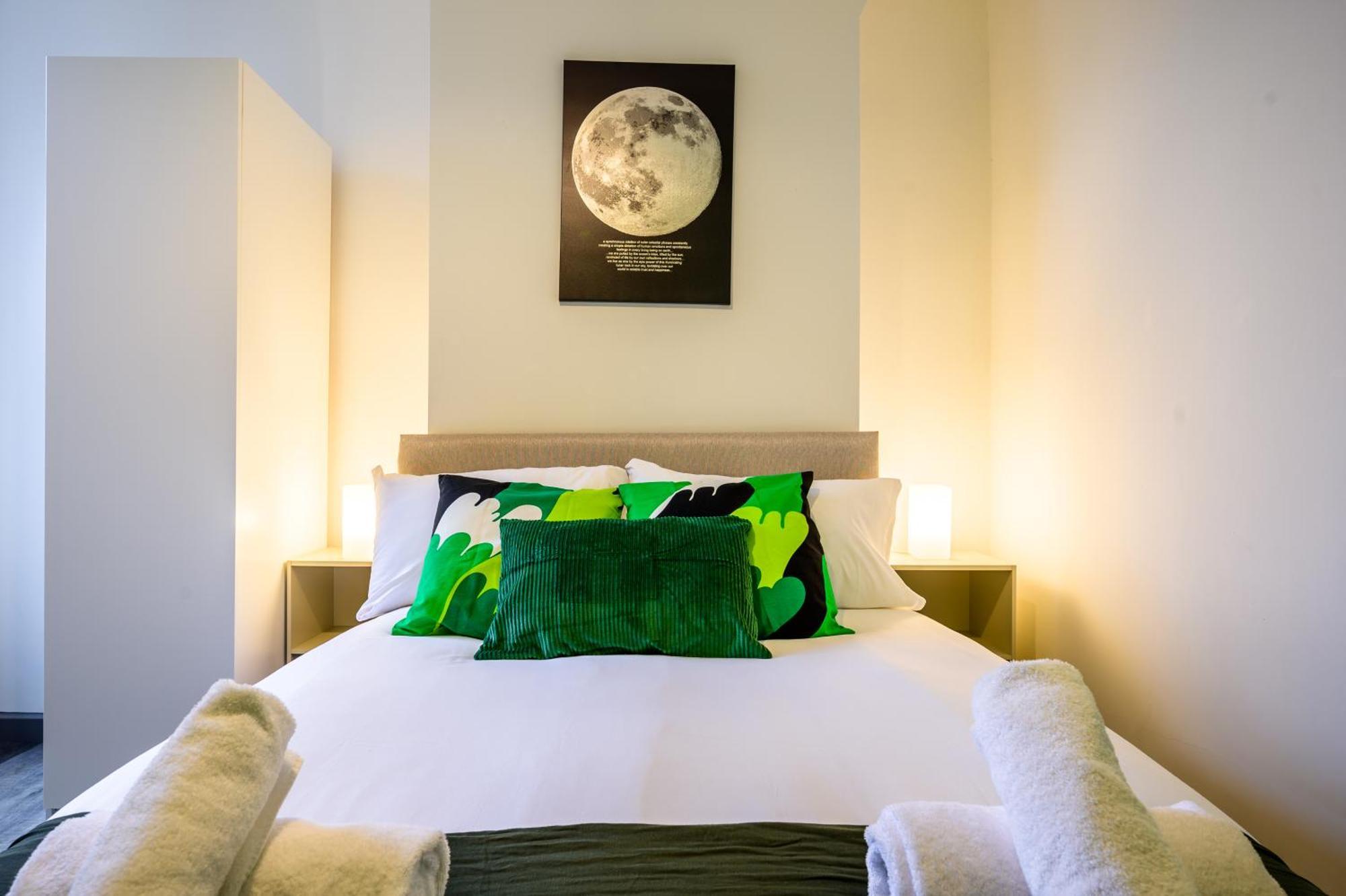 Manchester Serviced Accommodation Northernnightzzz - The Park Экстерьер фото