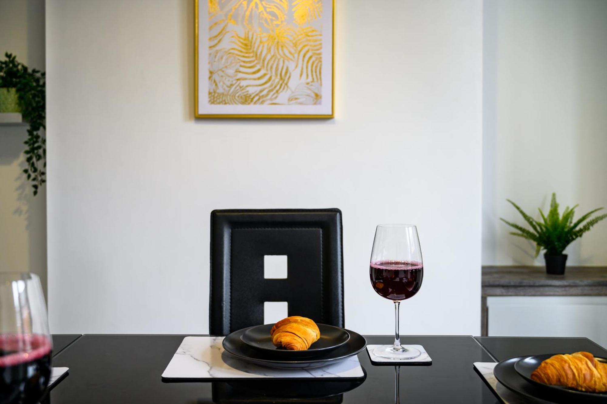 Manchester Serviced Accommodation Northernnightzzz - The Park Экстерьер фото